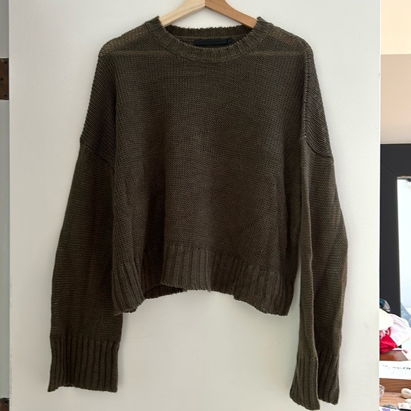 NWOT Jenni Kayne cropped linen crewneck in Dark Olive